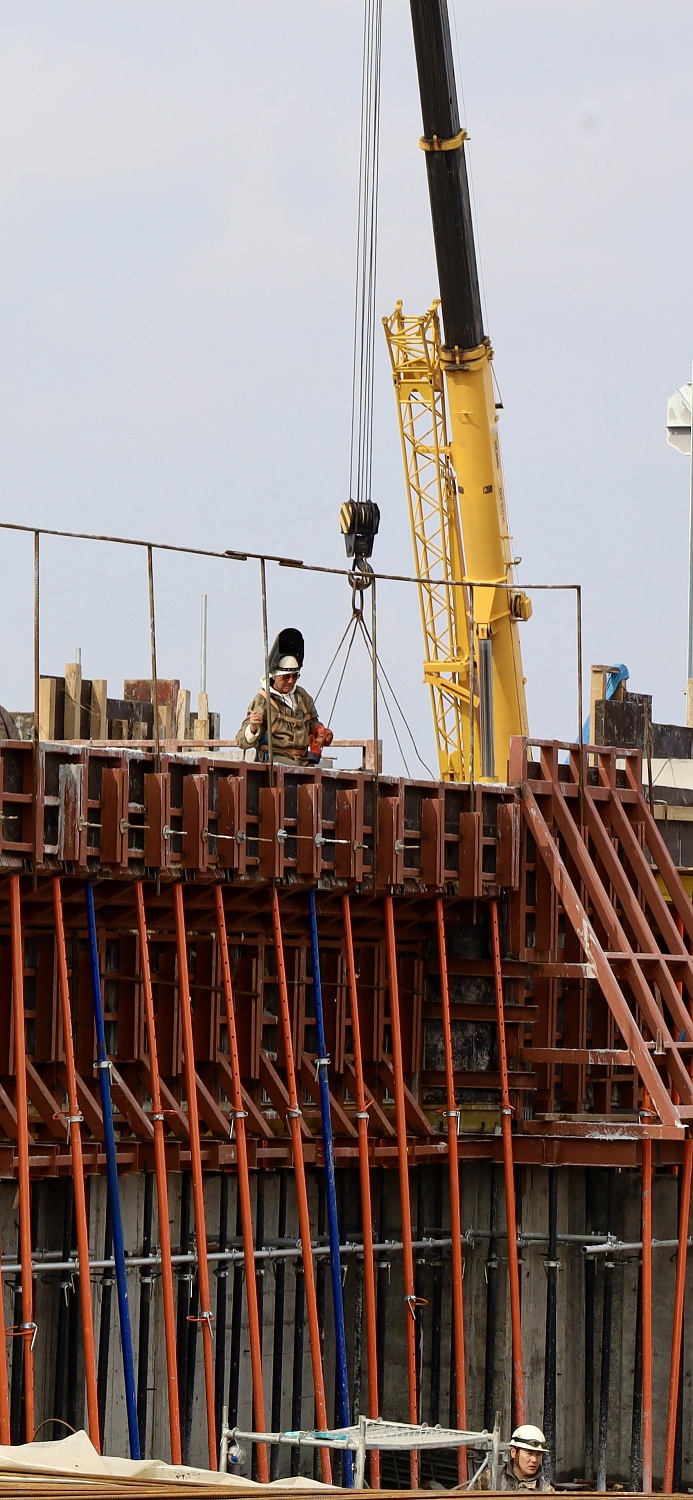 Установлены стеновые панели корпуса котла-утилизатора