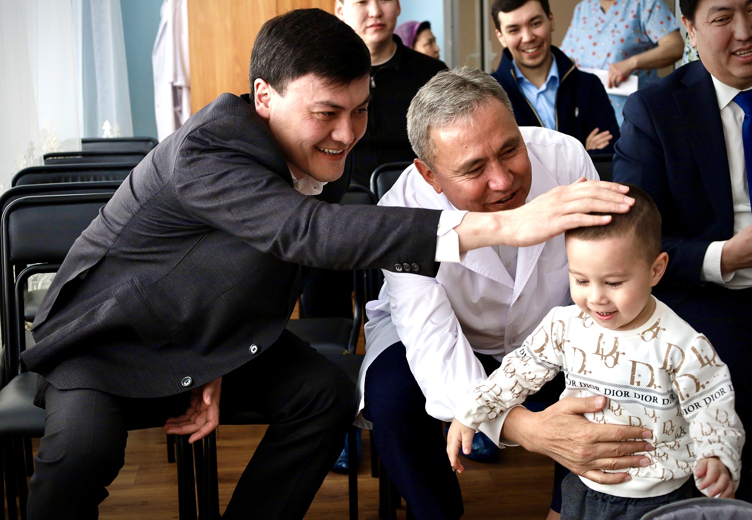 Кішкентай жүректерге арналған мейірімді күн: «Түркістан БГҚ» ЖШС Сәбилер үйіне барды
