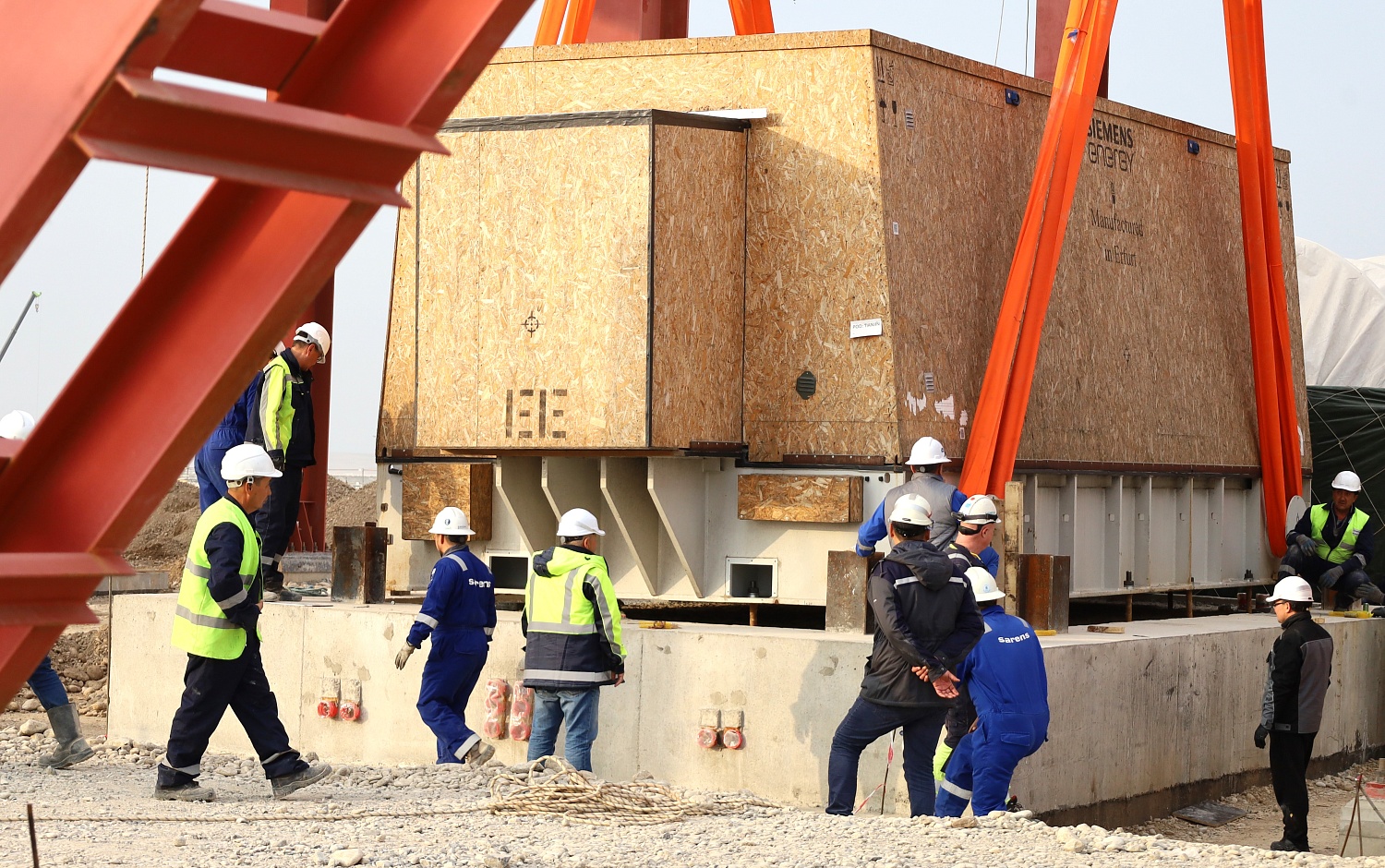 Установлен генератор газовой турбины Siemens Energy