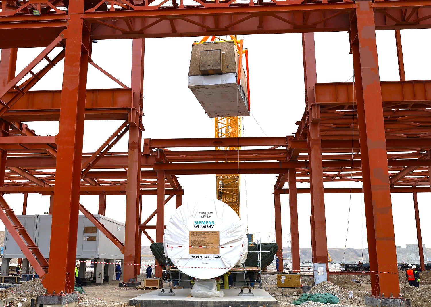 Установлен генератор газовой турбины Siemens Energy